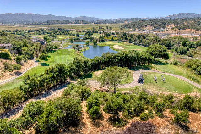 $2,599,000 | 51 Stonetree Lane, Novato, CA 94945