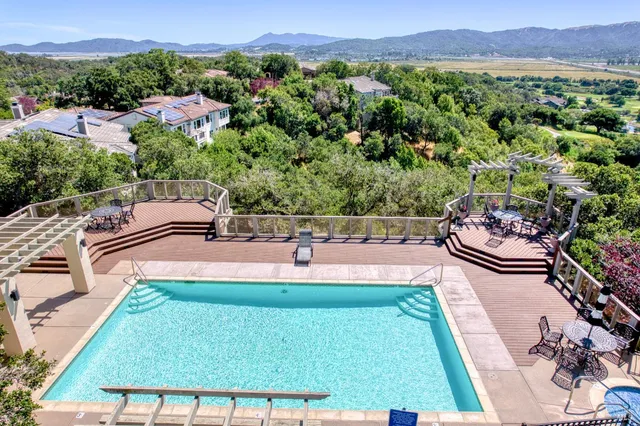 $2,599,000 | 51 Stonetree Lane, Novato, CA 94945