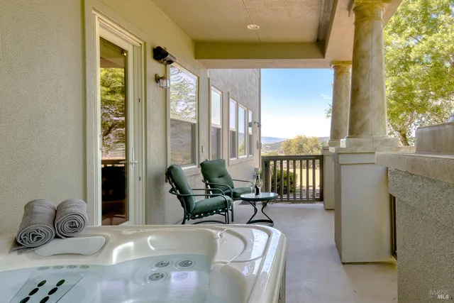 $2,599,000 | 51 Stonetree Lane, Novato, CA 94945