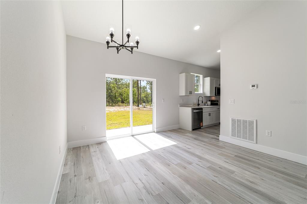 427 Alvarez Road Dunnellon, FL 34431 - Photo 17 of 51