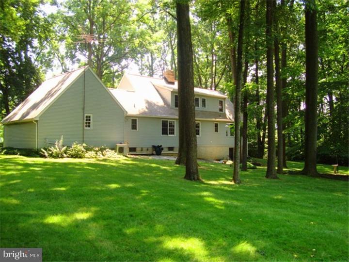 1202 Corner Ketch Road Newark, DE 19711 - Photo 15 of 25 Exterior Back