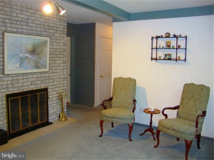 1202 Corner Ketch Road Newark, DE 19711 - Photo 8 of 25 Family Room