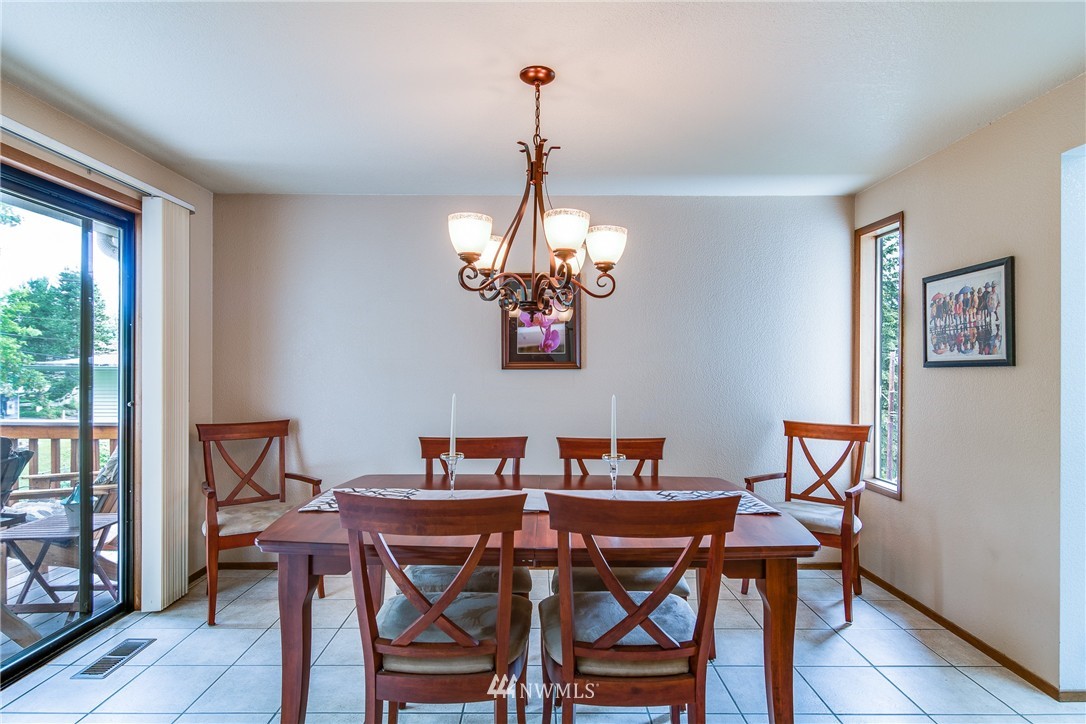 8718 Main Street Edmonds, WA 98026 - Photo 9 of 23 Gallery Image 9