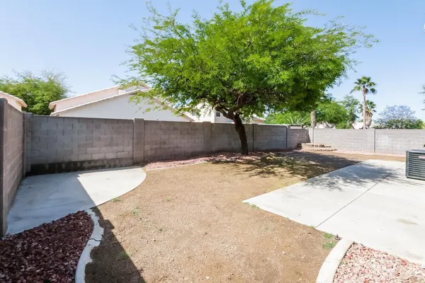 $2,095 | 16071 West Adams Street, Goodyear, AZ 85338