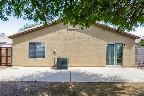 $2,095 | 16071 West Adams Street, Goodyear, AZ 85338