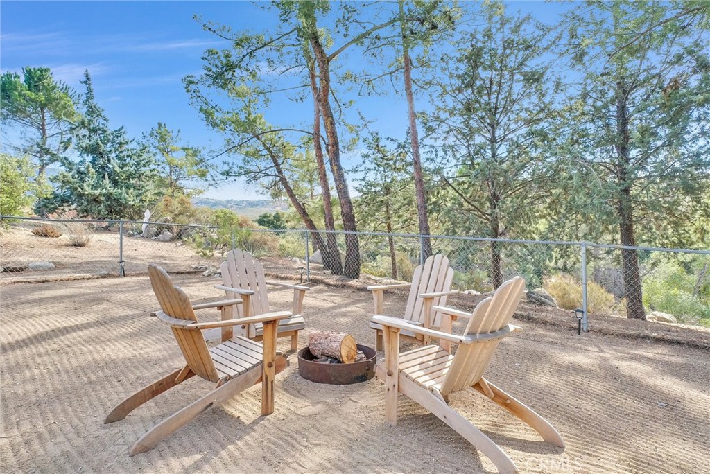 48085 Twin Pines Road Banning, CA 92220 - Photo 13 of 45