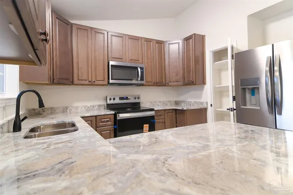 $329,899 | 5403 Hollow Oak Lane, Pace, FL 32571