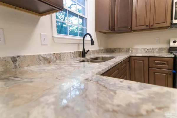 $329,899 | 5403 Hollow Oak Lane, Pace, FL 32571