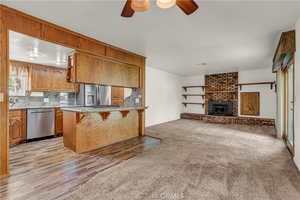 18002 Road 320 Springville, CA 93265 - Photo 25 of 56 a view of kitchen and cabinets