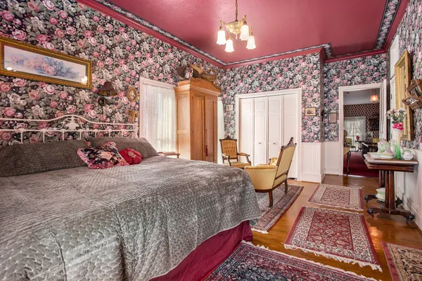 $450,000 | 404 North Webster Street, Augusta, MI 49012