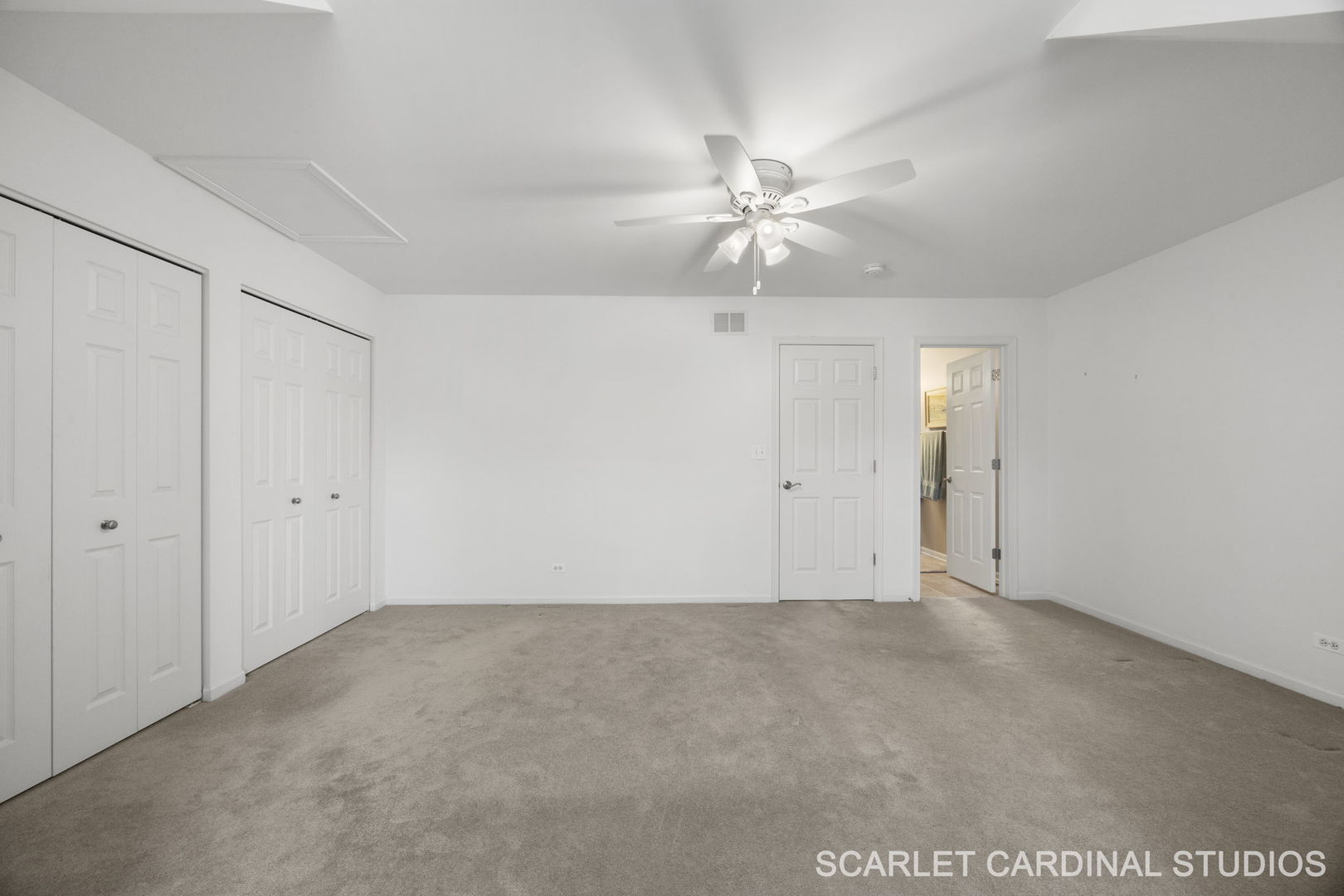869 Cambridge Drive Batavia, IL 60510 - Photo 15 of 19 a view of an empty room