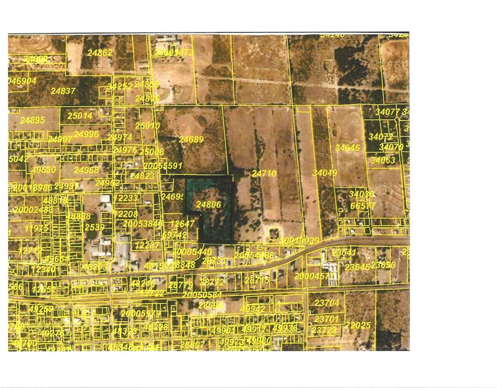 31 Julia Bangs, TX 76823 - Photo 7 of 12 a bathroom with a shower