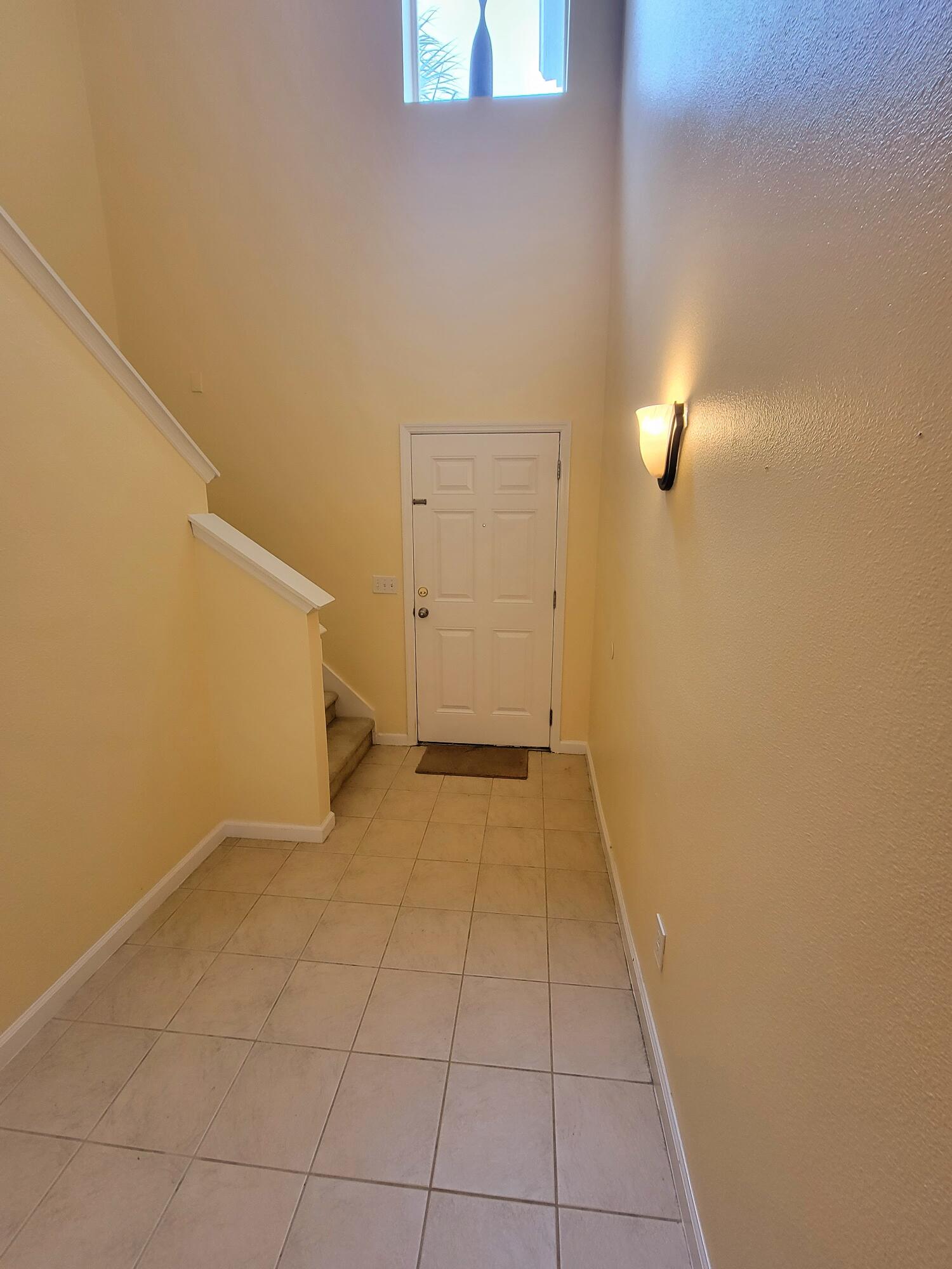 2775 Reston Street, Unit 101 Melbourne, FL 32935 - Photo 4 of 31 Reston entrance