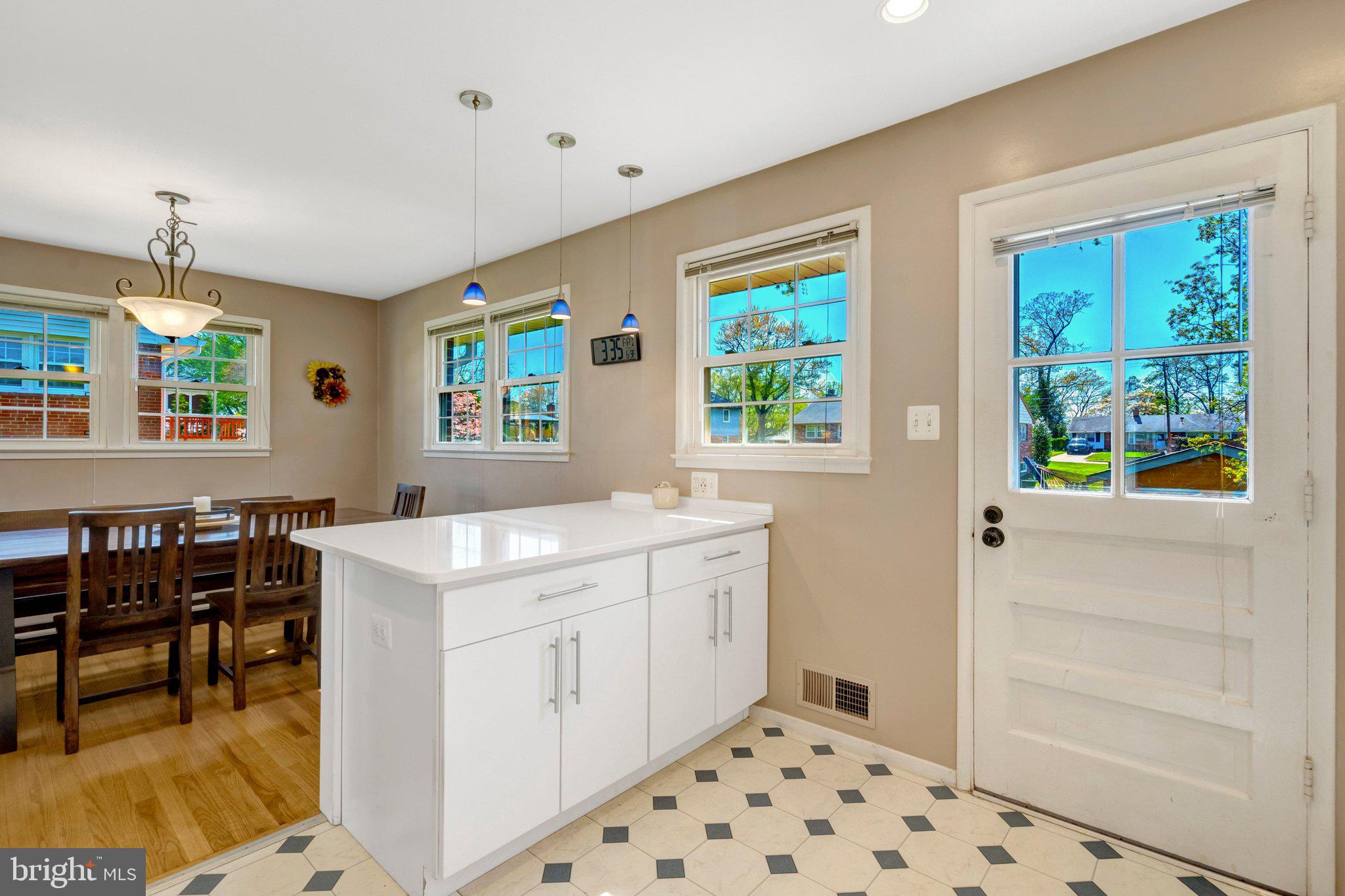 5230 Oldcastle Lane Springfield, VA 22151 - Photo 13 of 63