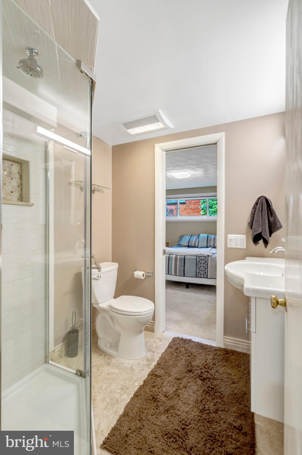 5230 Oldcastle Lane Springfield, VA 22151 - Photo 18 of 63