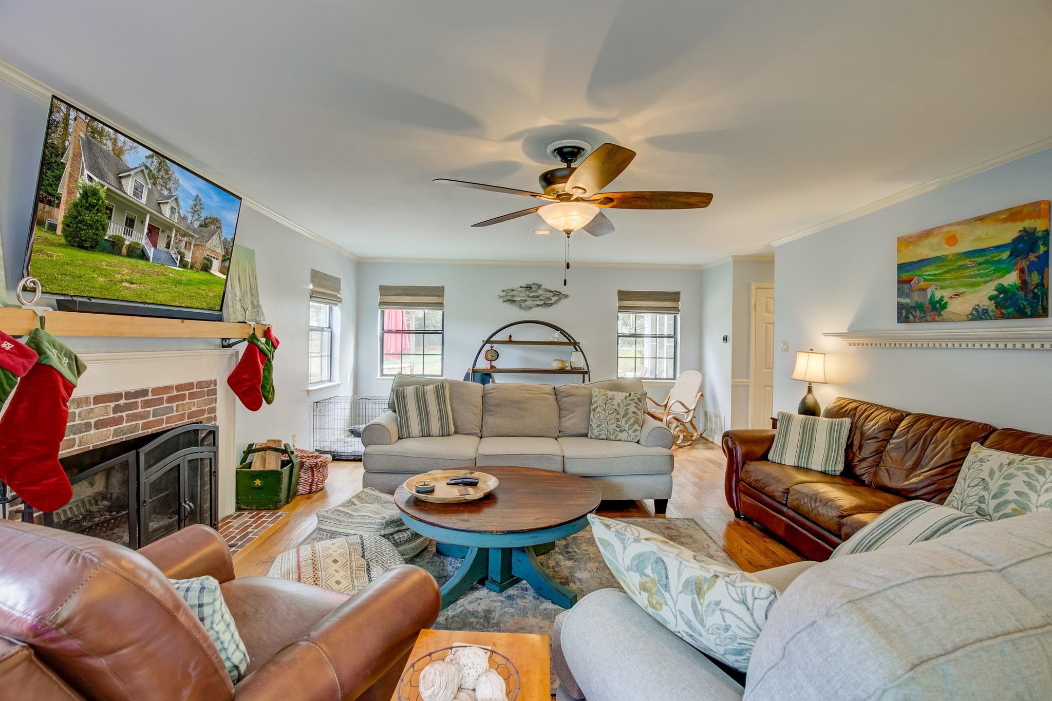 8 Soldiers Route Daphne, AL 36527 - Photo 3 of 42 Living Room