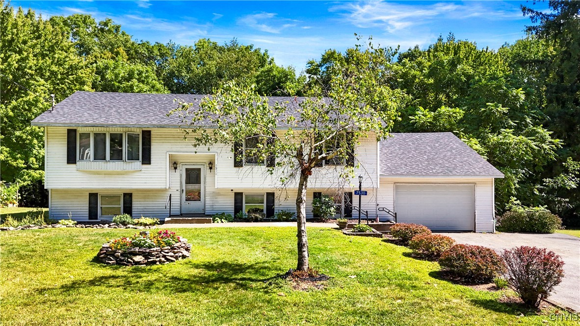 7530 East Lake Road Vienna, NY 13308 - Photo 3 of 35