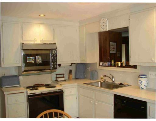 10 Azalea Road Waltham, MA 02452 - Photo 10 of 28 Gallery Image 10