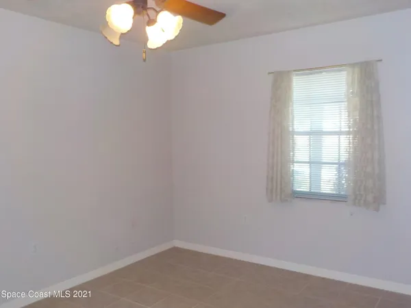 $1,850 | 520 Avondale Road Northeast, Palm Bay, FL 32907