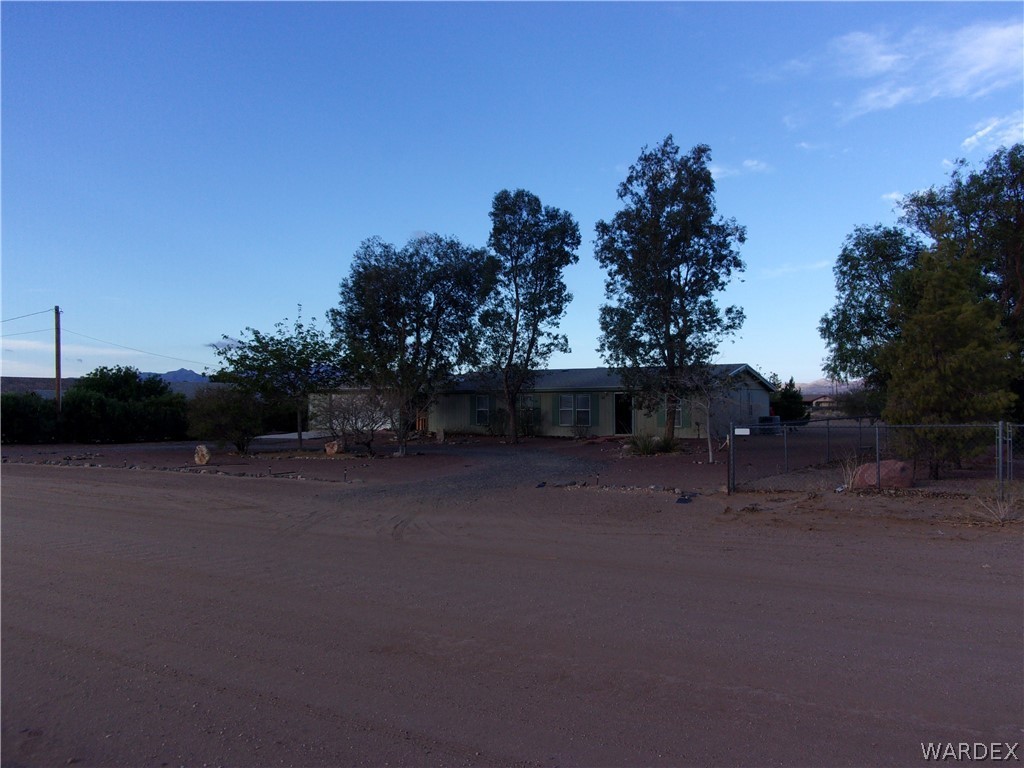 809 South Tonto Road Golden Valley, AZ 86413 - Photo 3 of 48 Gallery Image 3