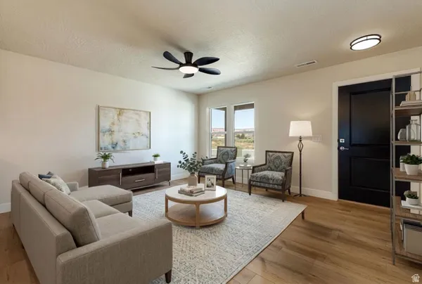 $299,500 | 130 East North Rim Court, Fredonia, AZ 86022
