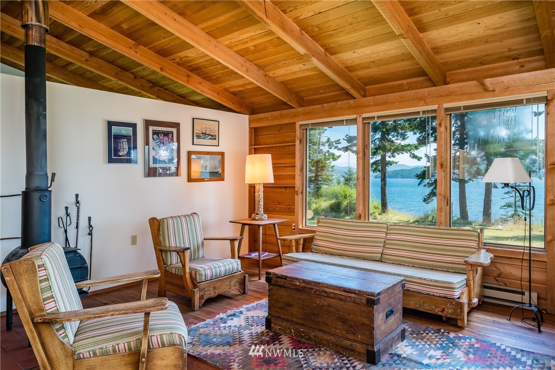 1237 Lopez Sound Road Lopez Island, WA 98261 - Photo 4 of 19