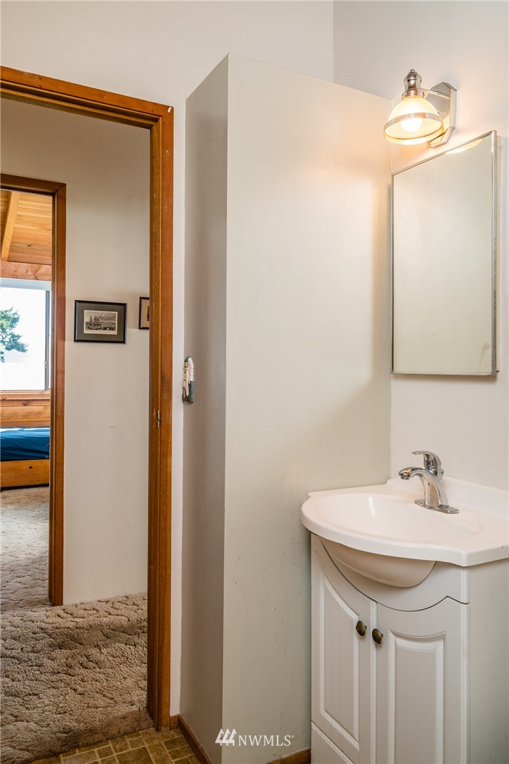 1237 Lopez Sound Road Lopez Island, WA 98261 - Photo 10 of 19