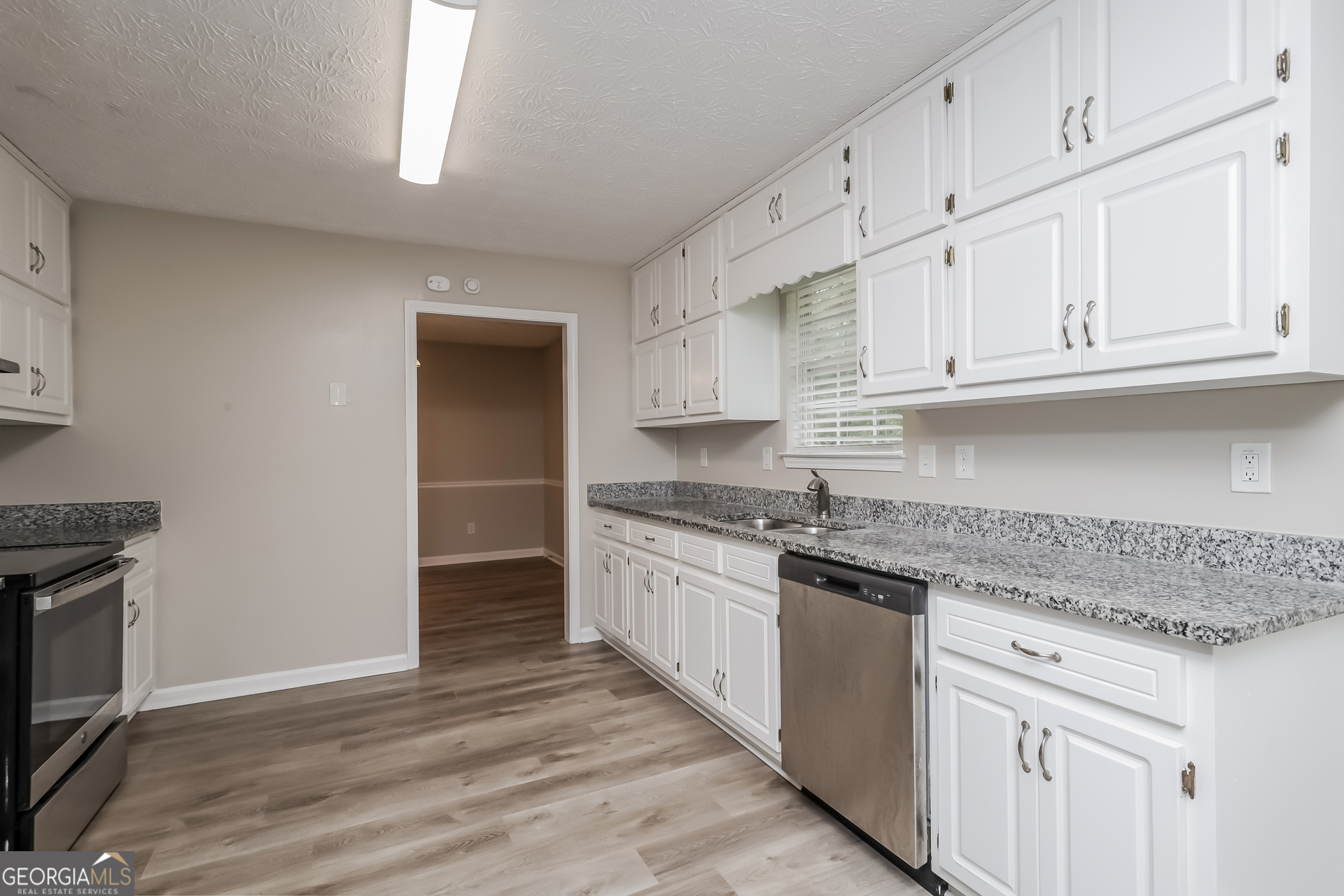 800 Pointe Trail Locust Grove, GA 30248 - Photo 10 of 21
