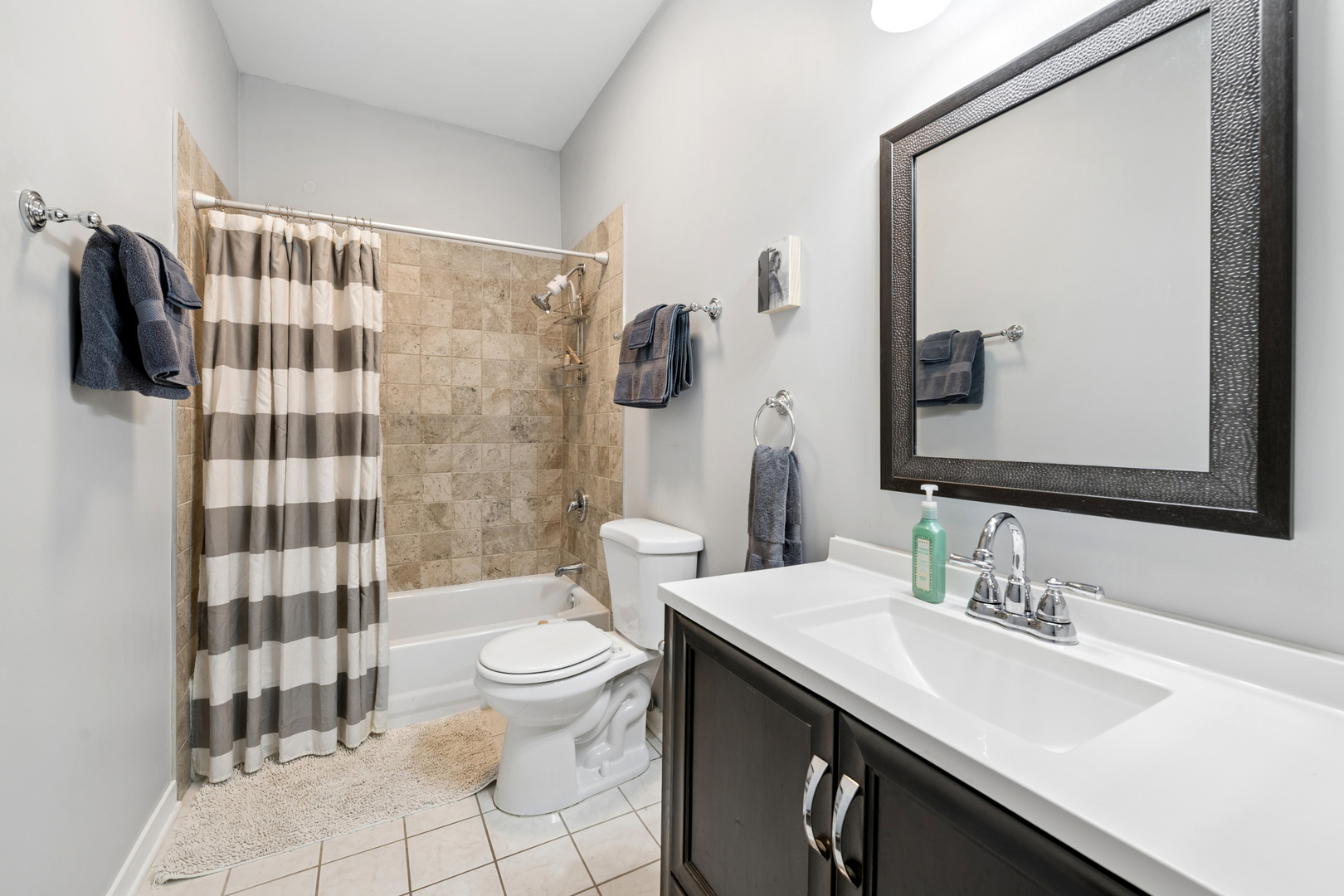 1311 West Fillmore Street, Unit 2 Chicago, IL 60607 - Photo 11 of 14