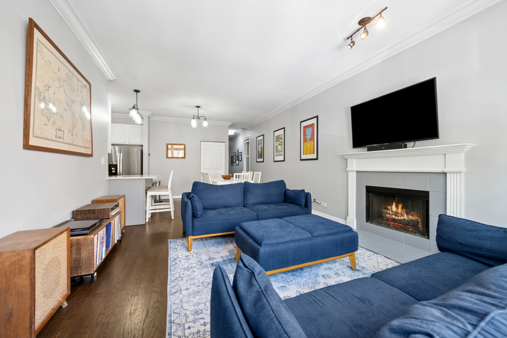 1311 West Fillmore Street, Unit 2 Chicago, IL 60607 - Photo 3 of 14