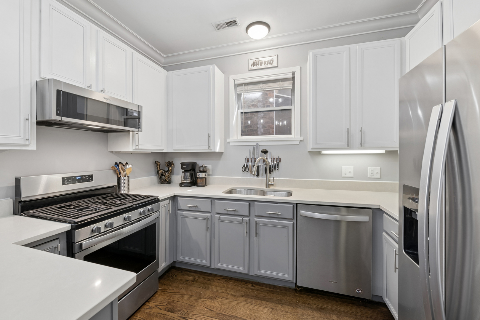 1311 West Fillmore Street, Unit 2 Chicago, IL 60607 - Photo 6 of 14