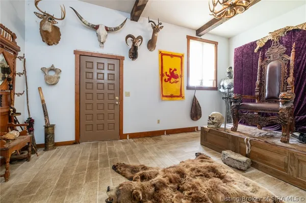 $899,900 | 6900 Dave Carr Road, Charlestown, IN 47111