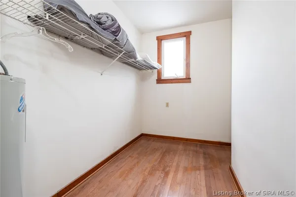 $899,900 | 6900 Dave Carr Road, Charlestown, IN 47111