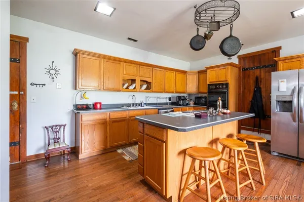 $899,900 | 6900 Dave Carr Road, Charlestown, IN 47111