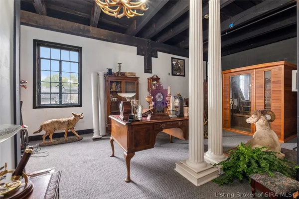 $899,900 | 6900 Dave Carr Road, Charlestown, IN 47111