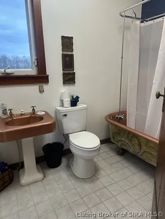 $899,900 | 6900 Dave Carr Road, Charlestown, IN 47111