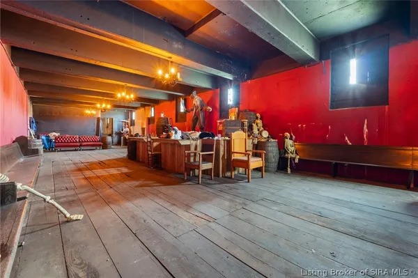 $899,900 | 6900 Dave Carr Road, Charlestown, IN 47111