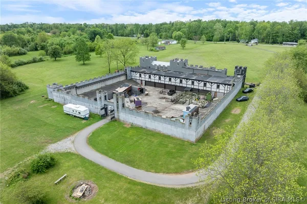 $899,900 | 6900 Dave Carr Road, Charlestown, IN 47111