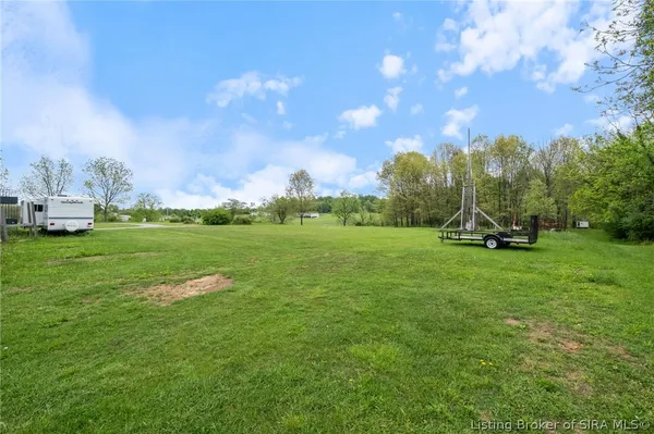 $899,900 | 6900 Dave Carr Road, Charlestown, IN 47111