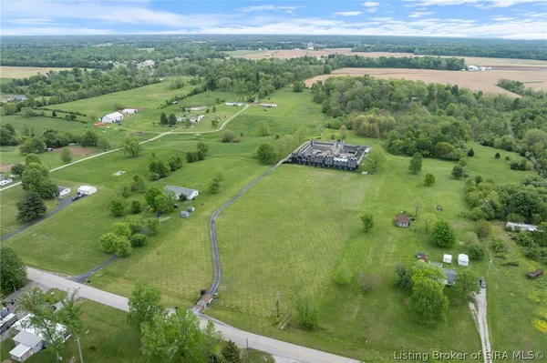 $899,900 | 6900 Dave Carr Road, Charlestown, IN 47111