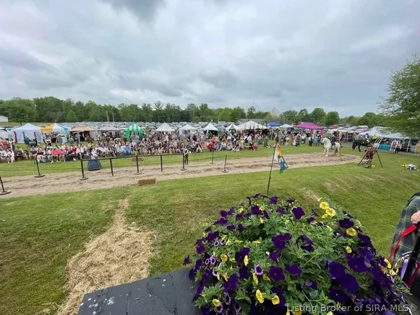 $899,900 | 6900 Dave Carr Road, Charlestown, IN 47111