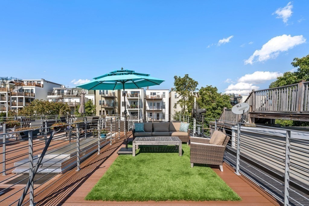 288 Marginal Street, Unit 4 Boston, MA 02128 - Photo 17 of 25 Gallery Image 17