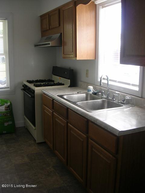 6693 Rutledge Road Louisville, KY 40258 - Photo 17 of 41 15a