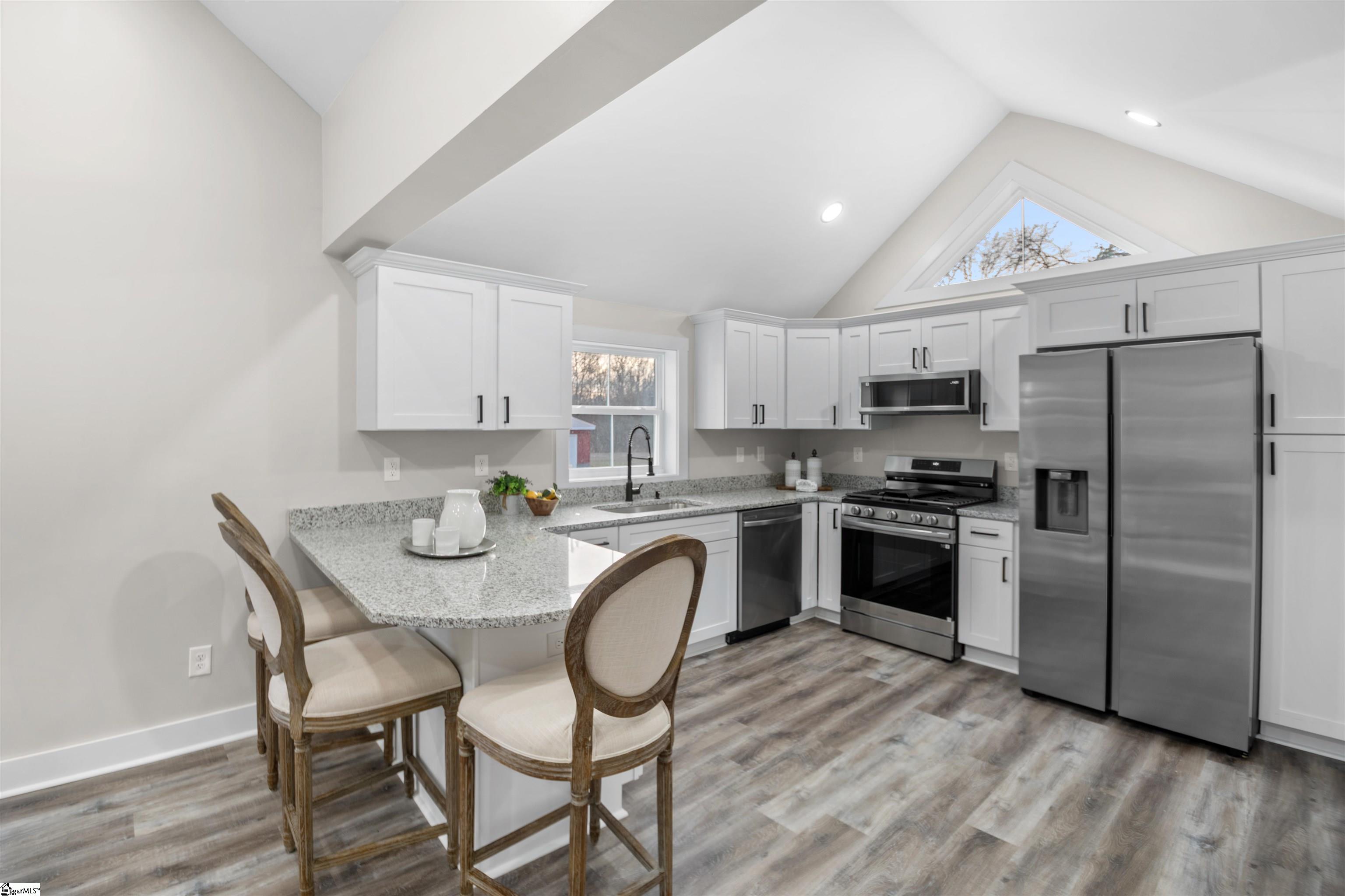 1739 Highway 418 Pelzer, SC 29669 - Photo 12 of 49