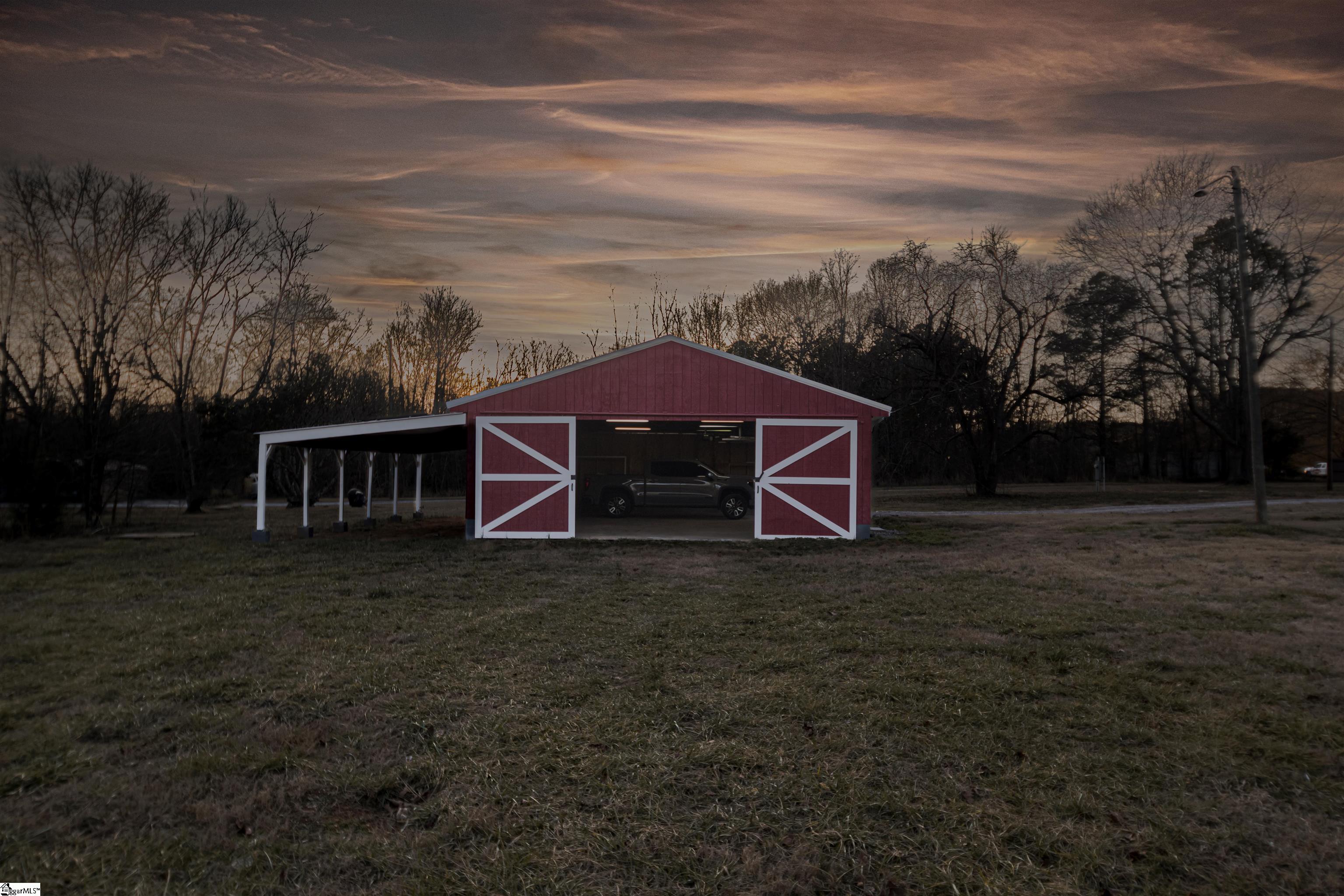 1739 Highway 418 Pelzer, SC 29669 - Photo 39 of 49