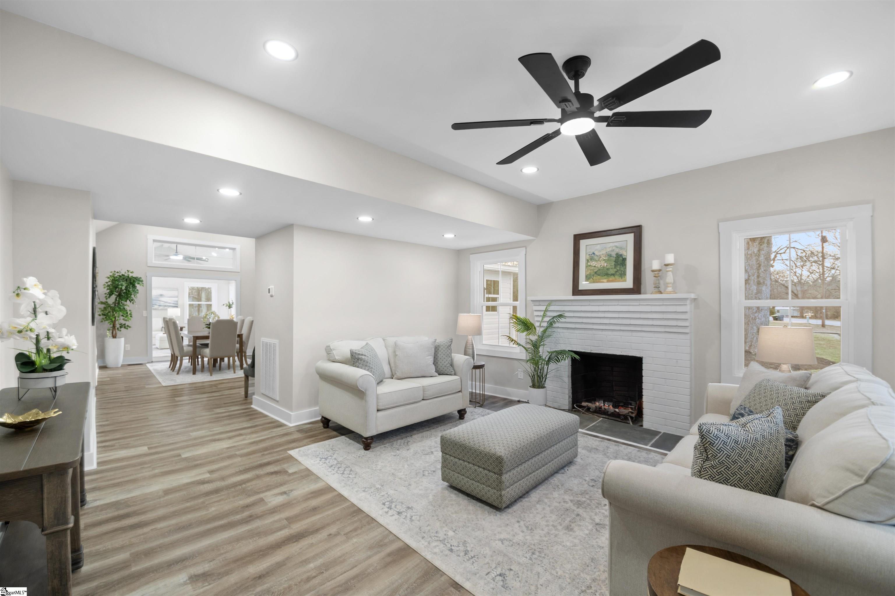 1739 Highway 418 Pelzer, SC 29669 - Photo 5 of 34