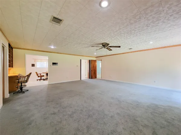a view of empty room