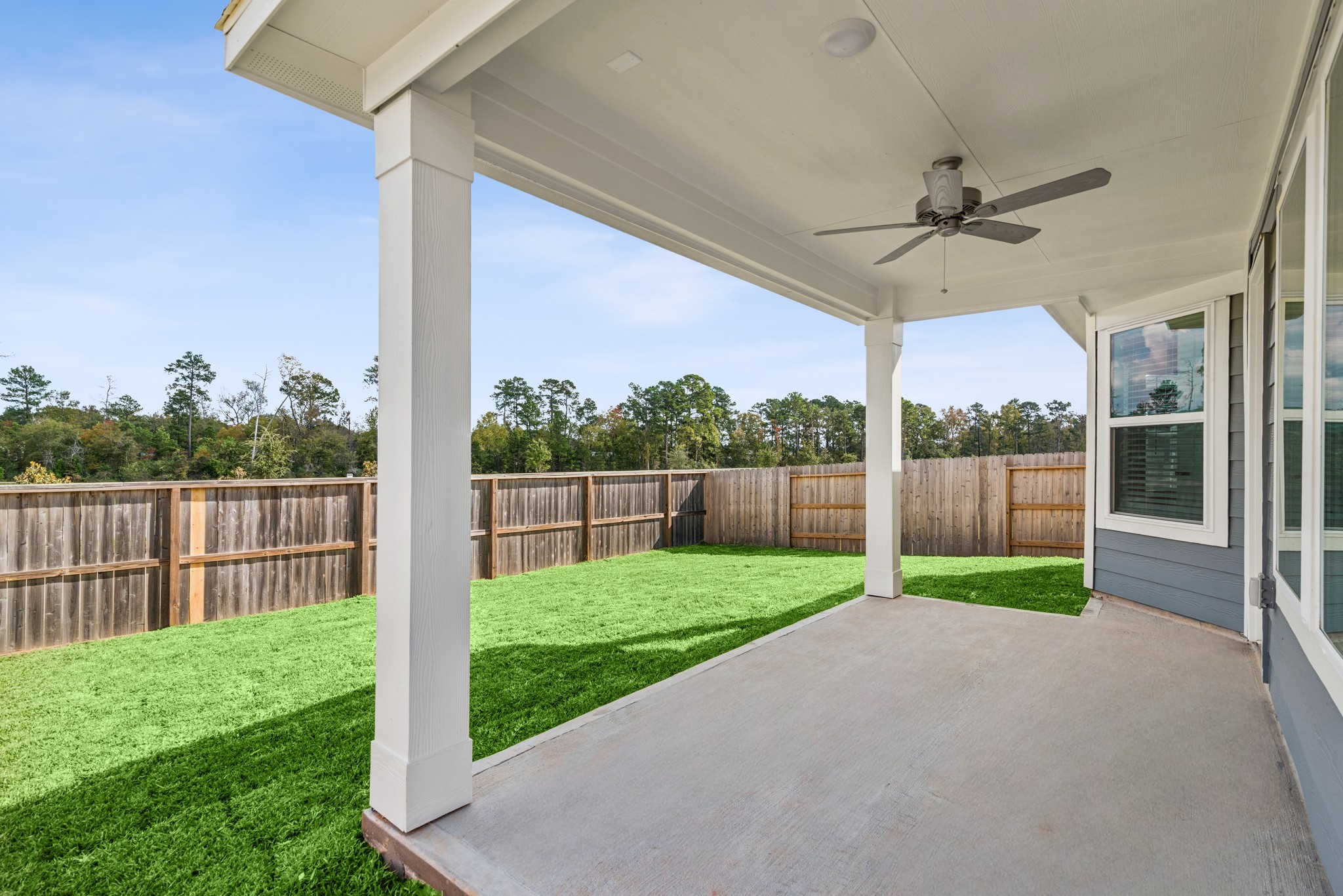 505 Brook Terrance Lane Willis, TX 77378 - Photo 6 of 37