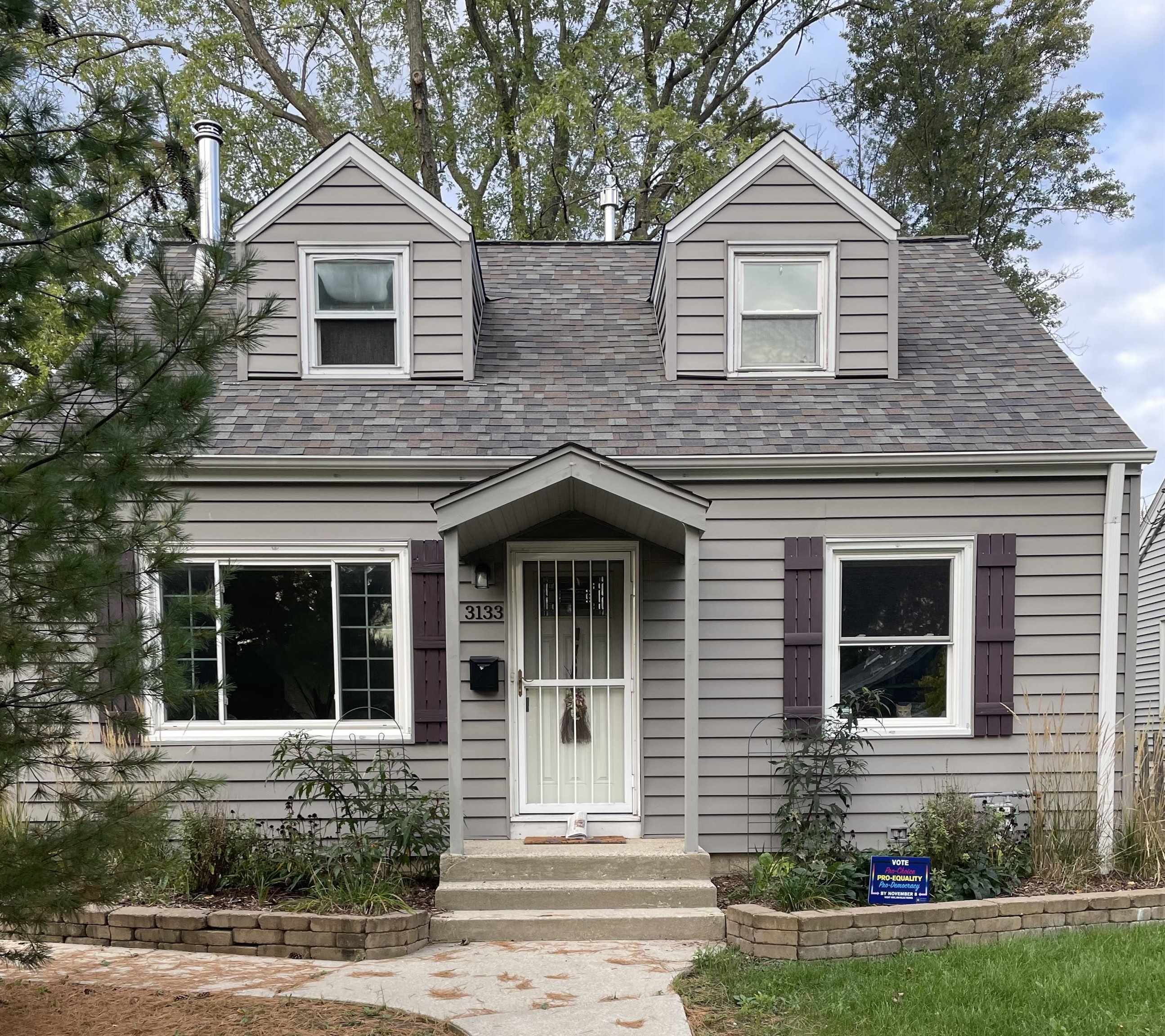 3133 North 89th Street Milwaukee, WI 53222 - Photo 2 of 25