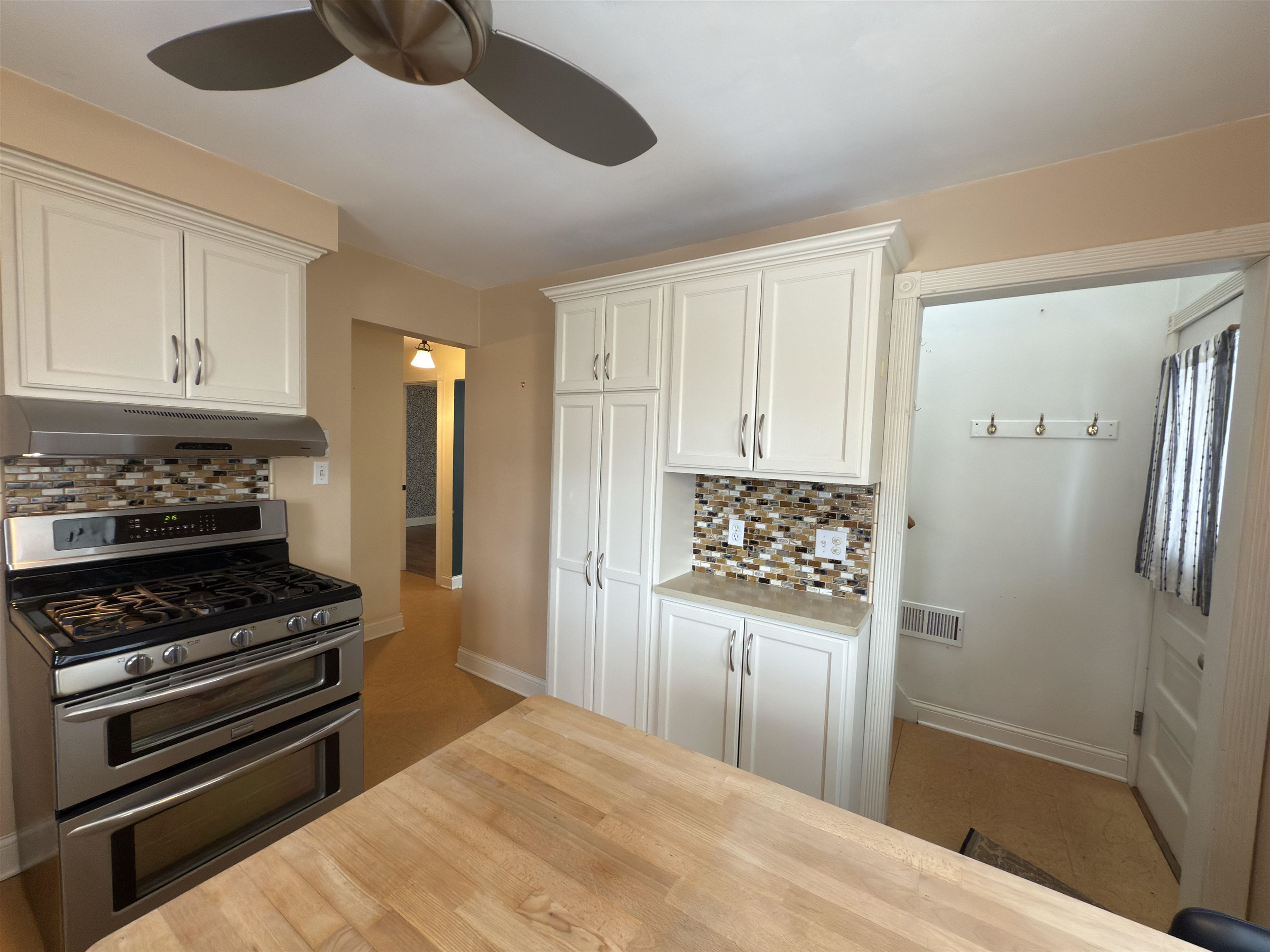 3133 North 89th Street Milwaukee, WI 53222 - Photo 9 of 25